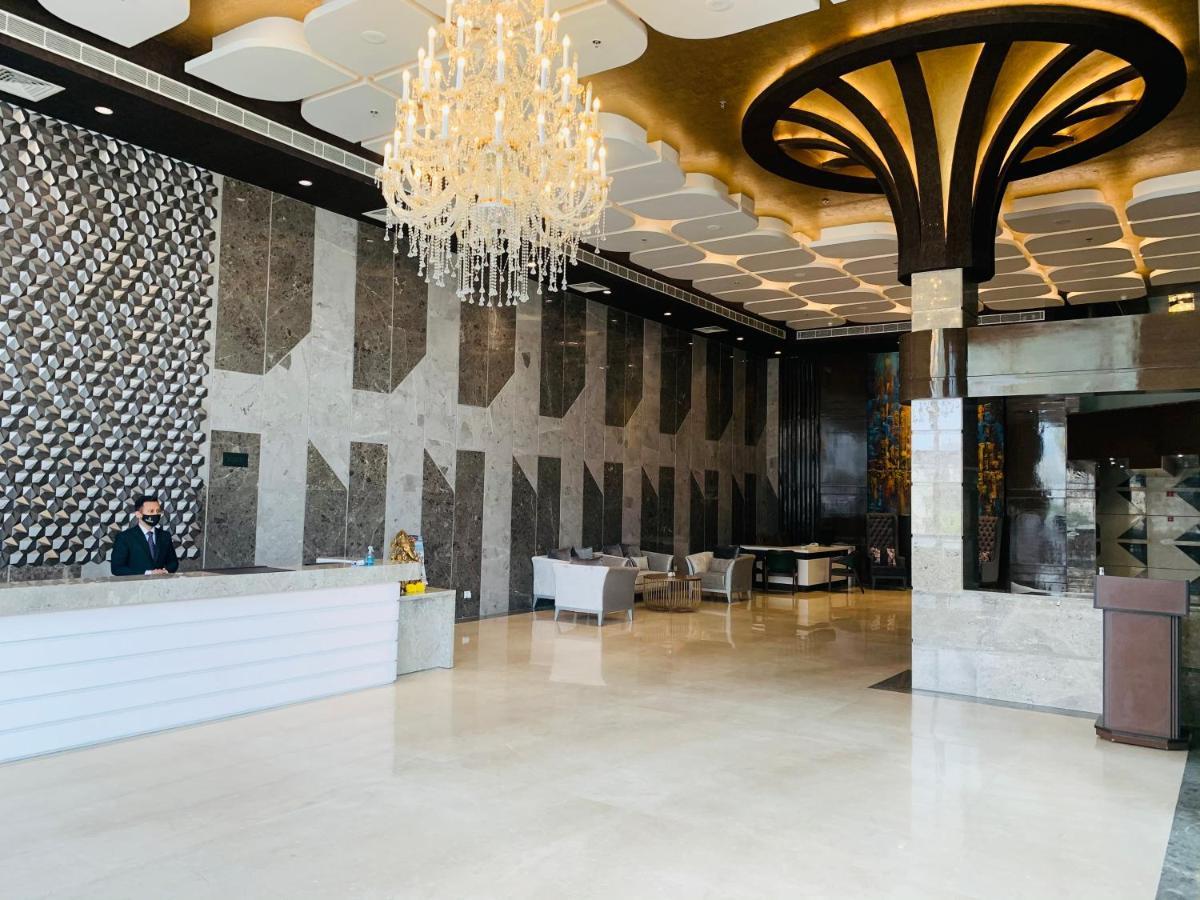 The Grand Arc Hotel & Convention Centre Shahjahanpur Luaran gambar