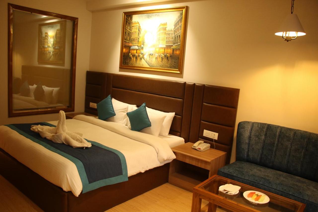 The Grand Arc Hotel & Convention Centre Shahjahanpur Luaran gambar