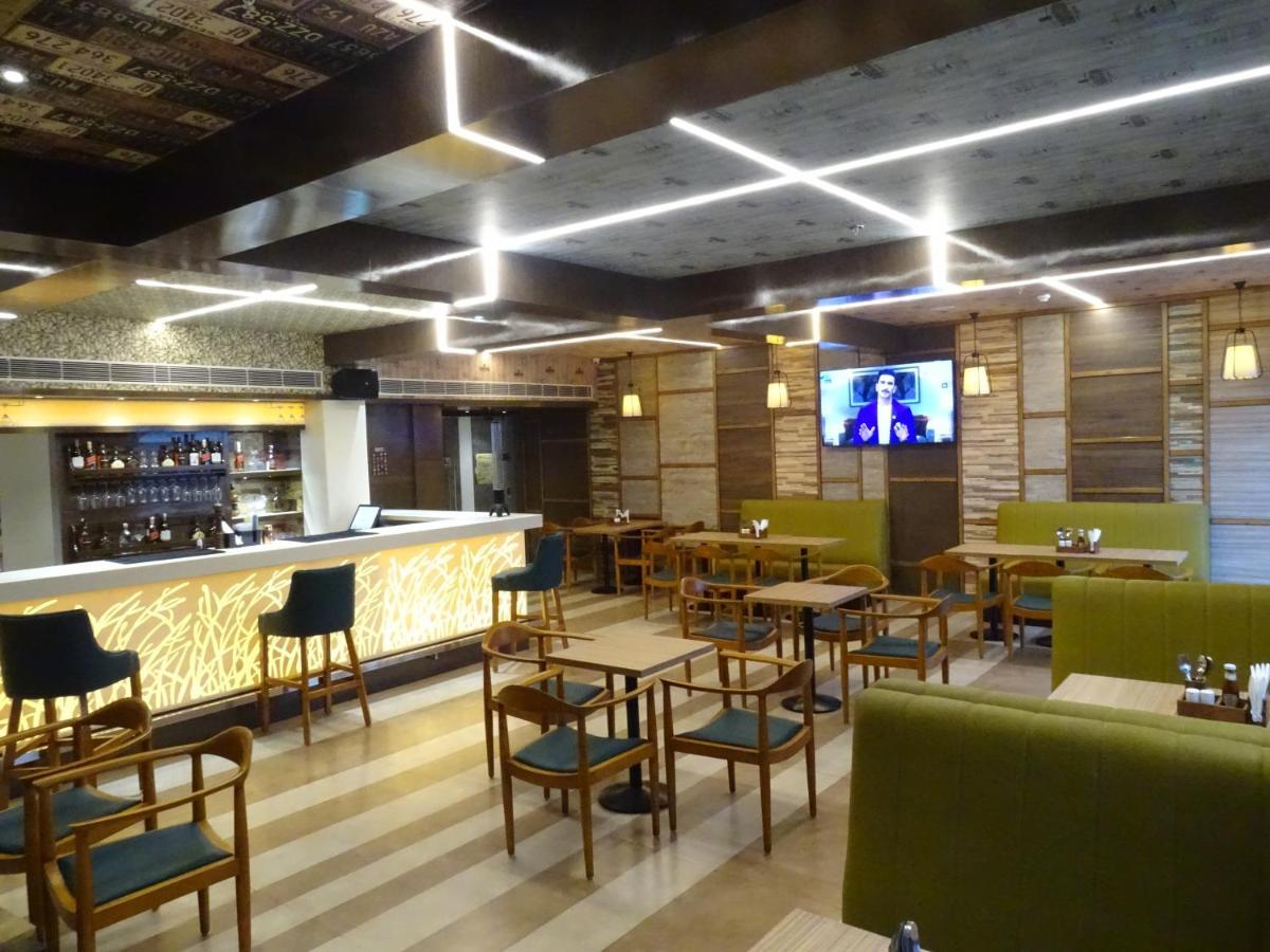 The Grand Arc Hotel & Convention Centre Shahjahanpur Luaran gambar