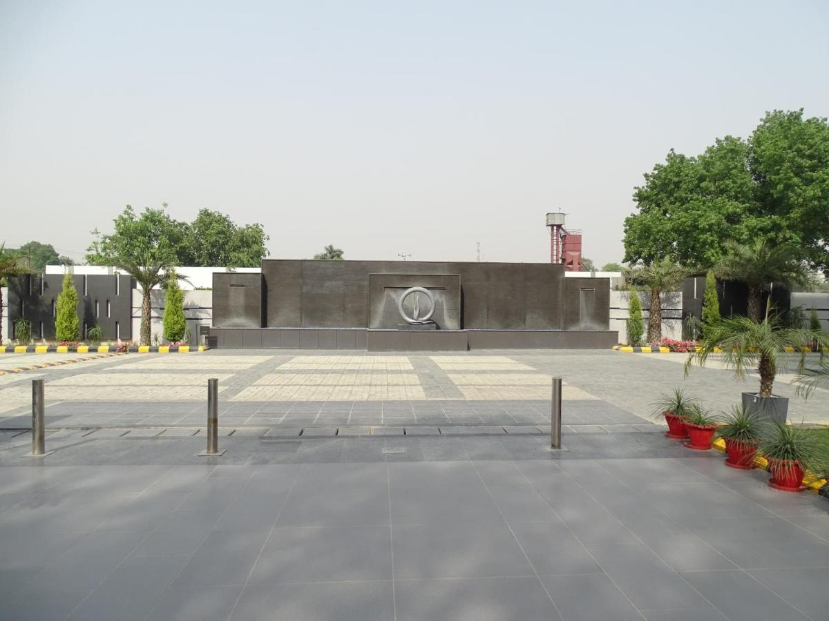 The Grand Arc Hotel & Convention Centre Shahjahanpur Luaran gambar