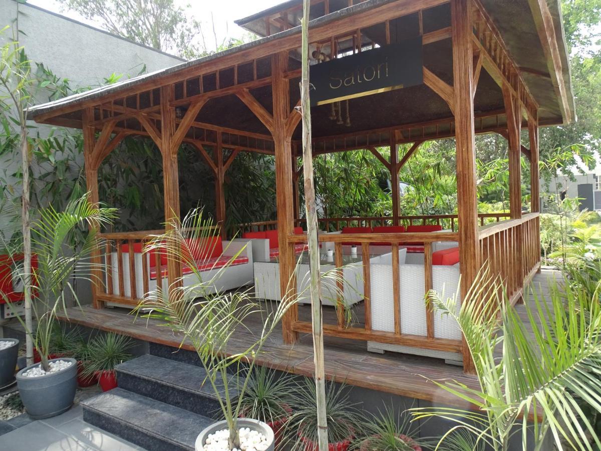 The Grand Arc Hotel & Convention Centre Shahjahanpur Luaran gambar