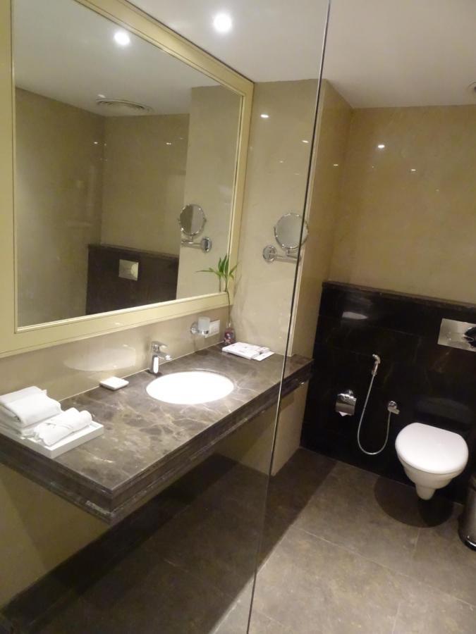 The Grand Arc Hotel & Convention Centre Shahjahanpur Luaran gambar