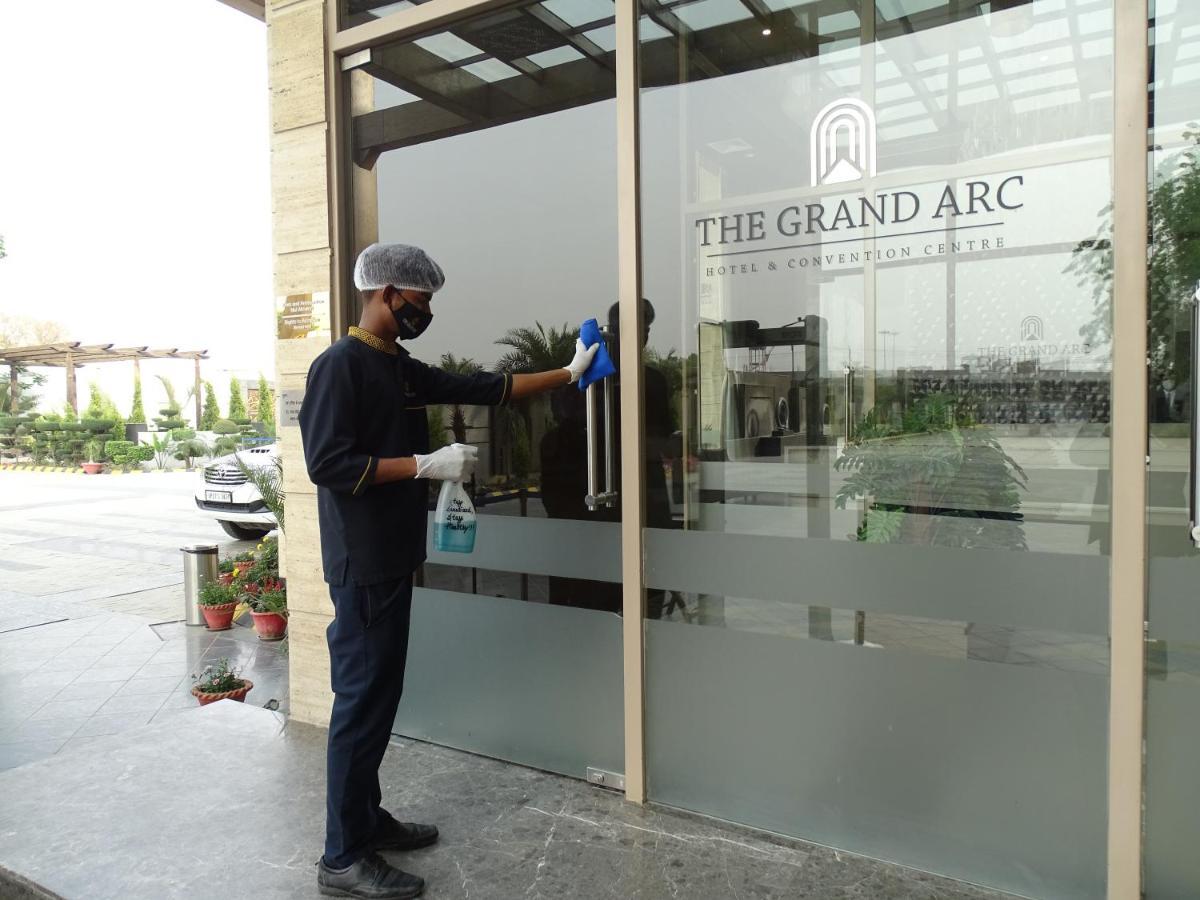 The Grand Arc Hotel & Convention Centre Shahjahanpur Luaran gambar
