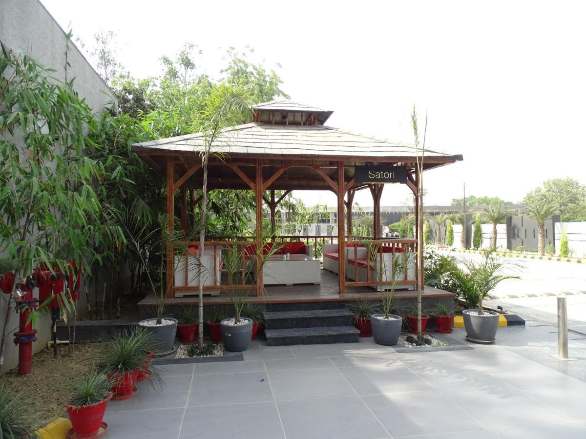The Grand Arc Hotel & Convention Centre Shahjahanpur Luaran gambar