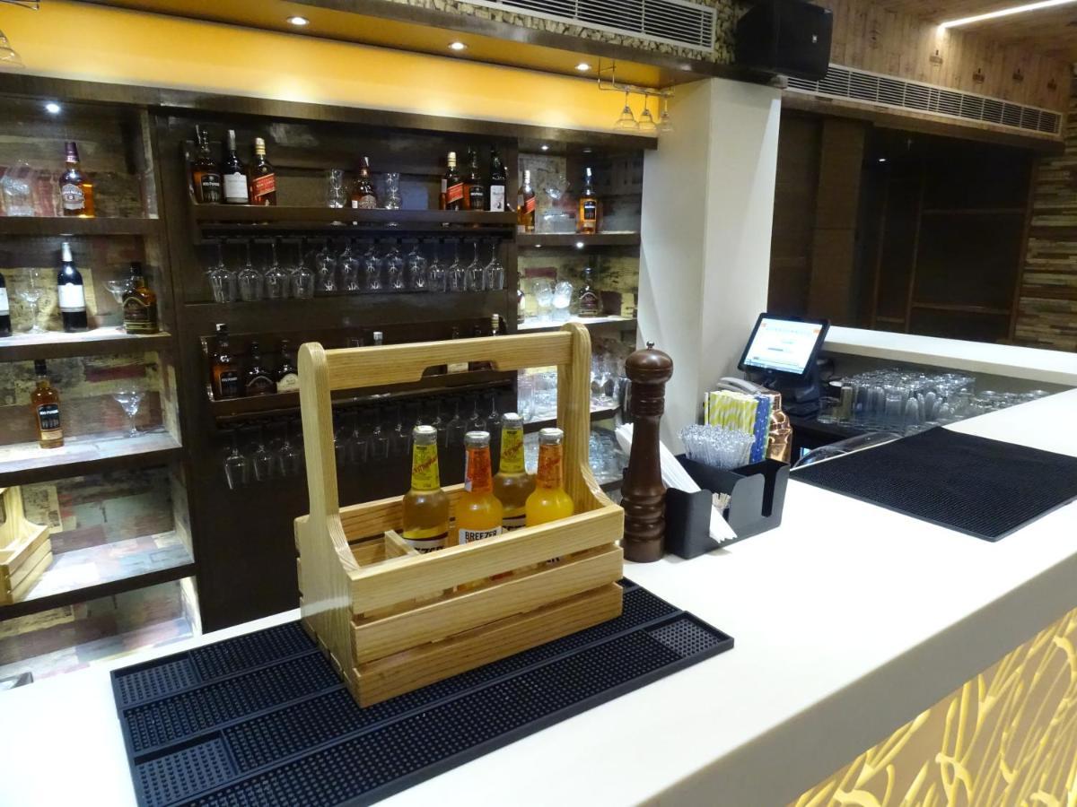 The Grand Arc Hotel & Convention Centre Shahjahanpur Luaran gambar