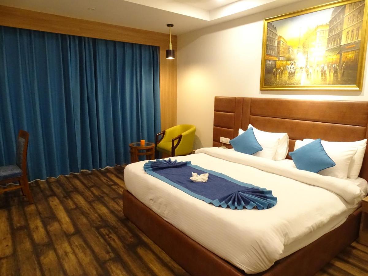 The Grand Arc Hotel & Convention Centre Shahjahanpur Luaran gambar