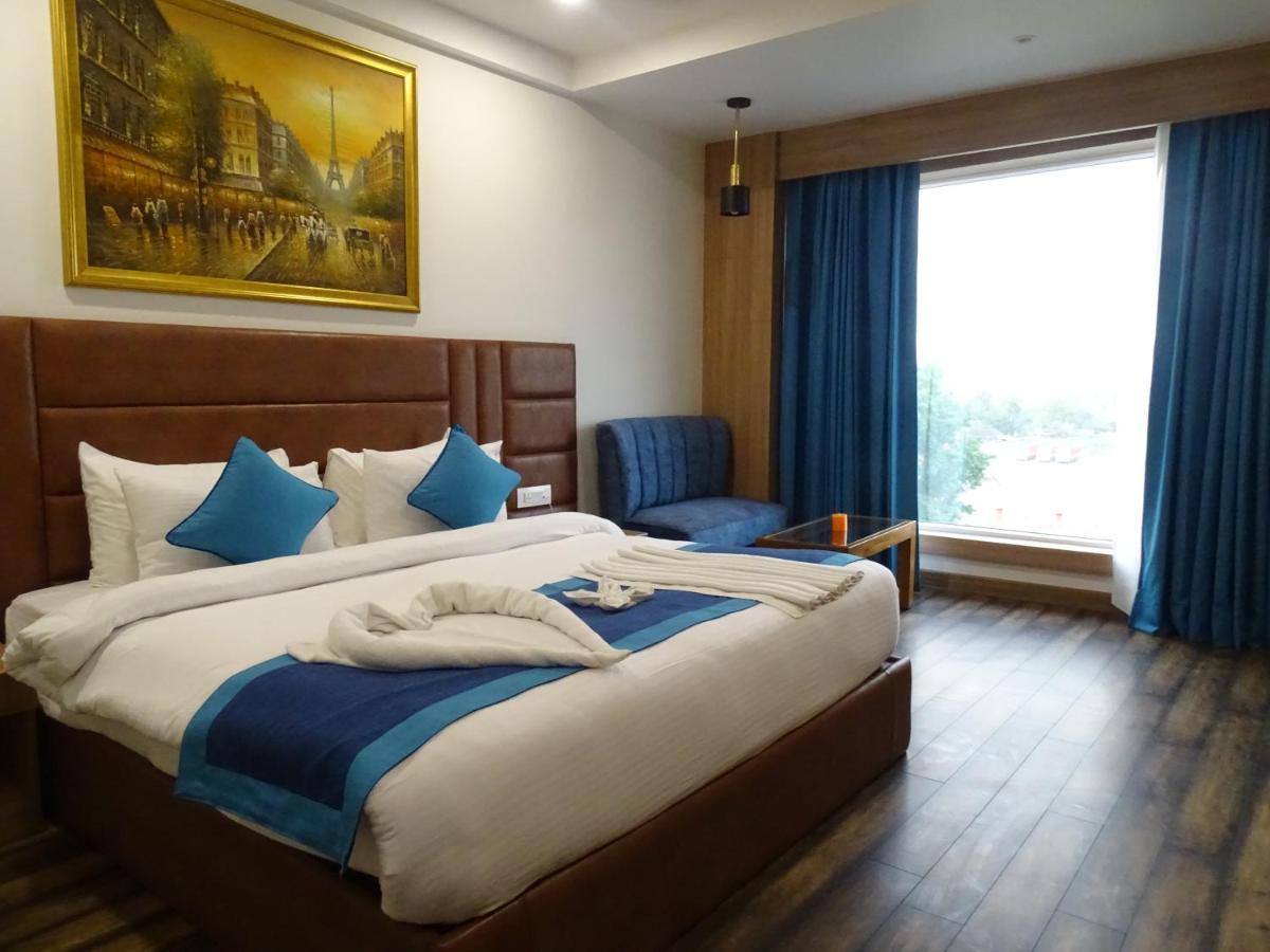 The Grand Arc Hotel & Convention Centre Shahjahanpur Luaran gambar