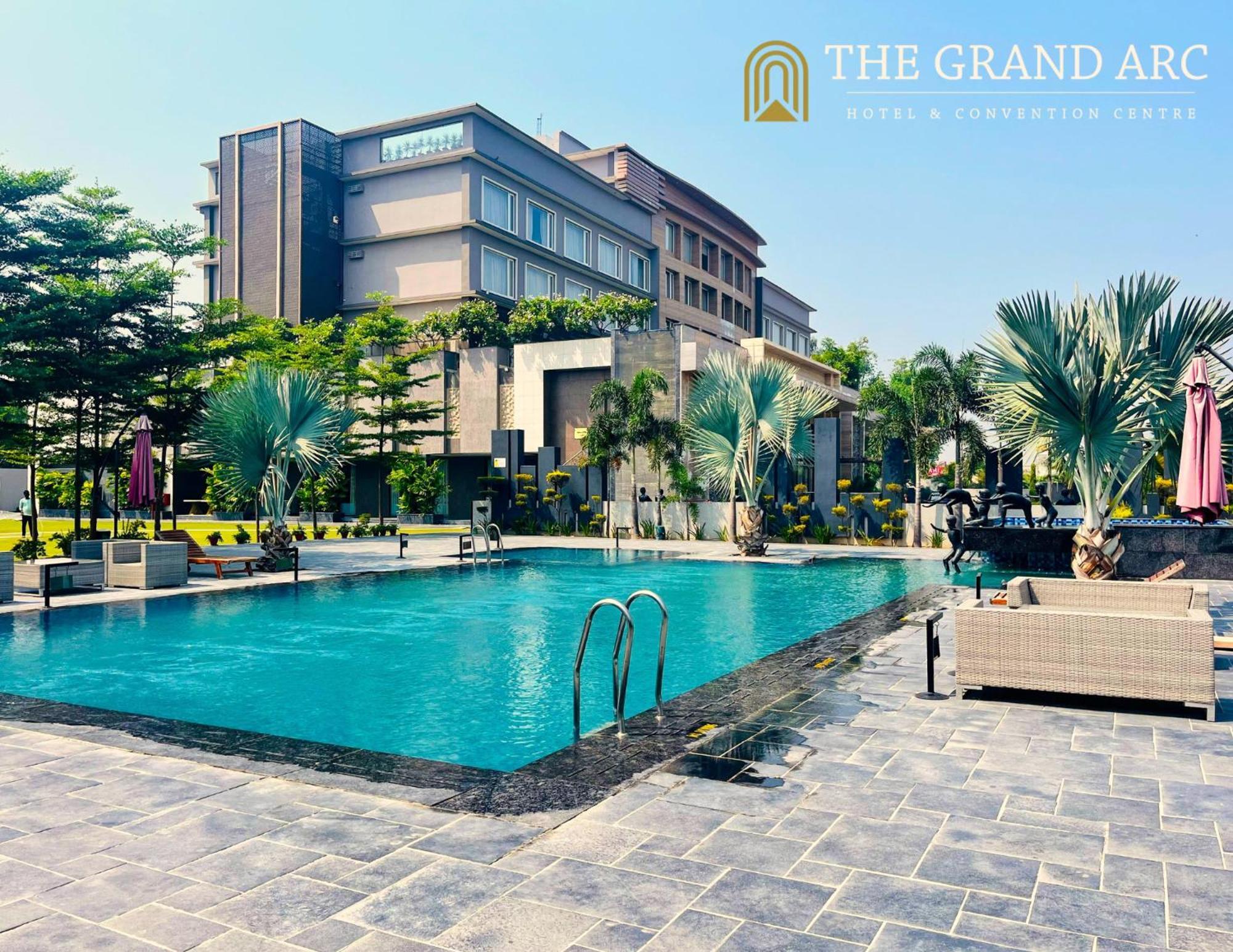 The Grand Arc Hotel & Convention Centre Shahjahanpur Luaran gambar